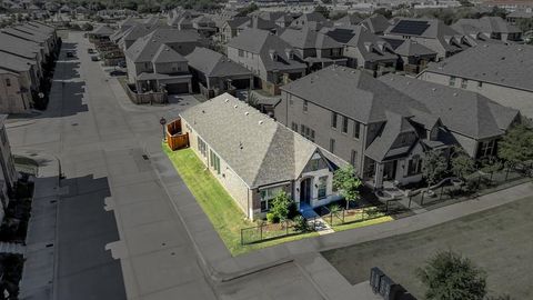 Tiny photo for 319 Park Drive, Euless, TX 76040 (MLS # 21100543)