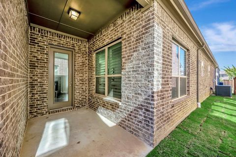 Tiny photo for 319 Park Drive, Euless, TX 76040 (MLS # 21100543)