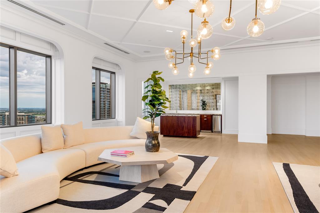 Residences at The Stoneleigh - Residential