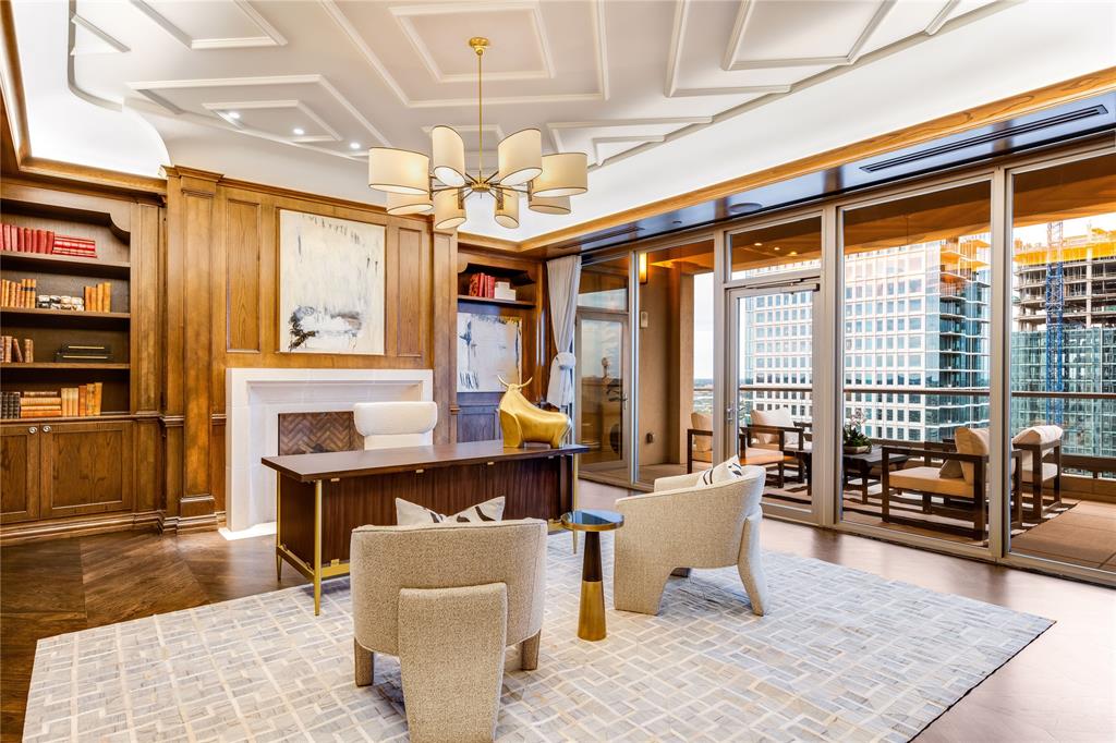 Residences at The Stoneleigh - Residential