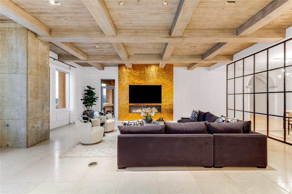 Residences at The Stoneleigh - Residential