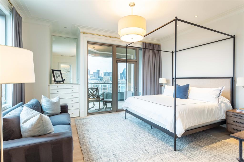 Residences at The Stoneleigh - Residential