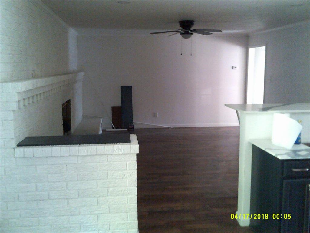 Photo 14 of 17 of 602 Dennis Drive house
