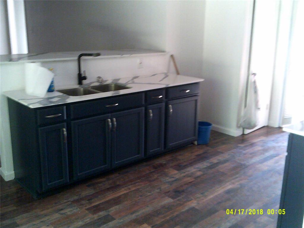Photo 13 of 17 of 602 Dennis Drive house