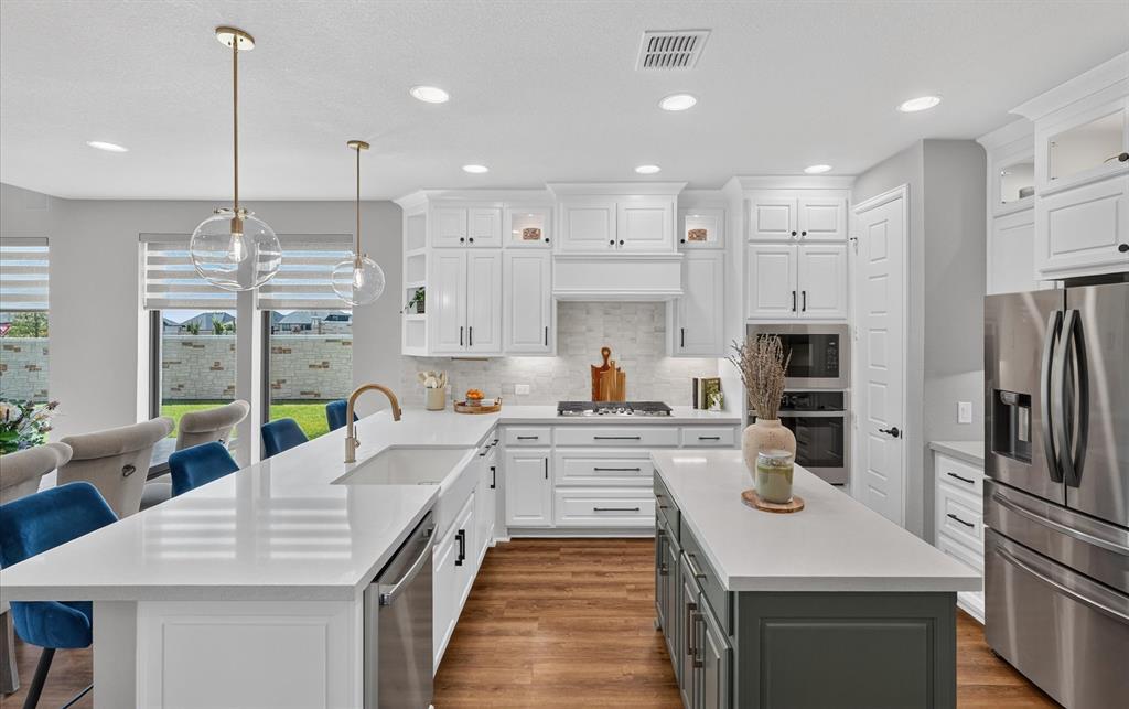 8400 Brookhaven Drive