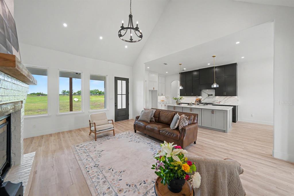 4318 County Road 1088