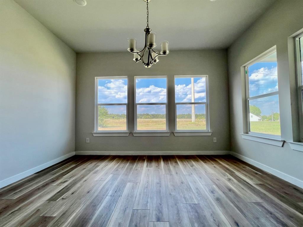 7300 Mistletoe Trail