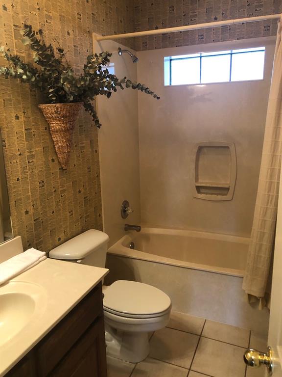Photo 10 of 19 of 26035 Heartwood Drive 411 condo