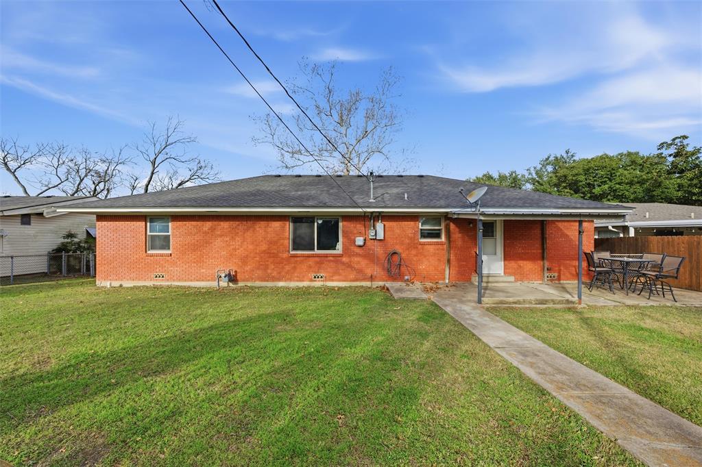 Davis Last - Residential