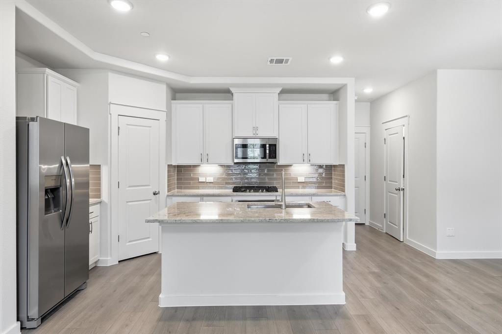 Tavolo Park Twnhms - Residential