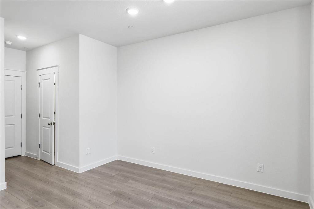 Tavolo Park Twnhms - Residential