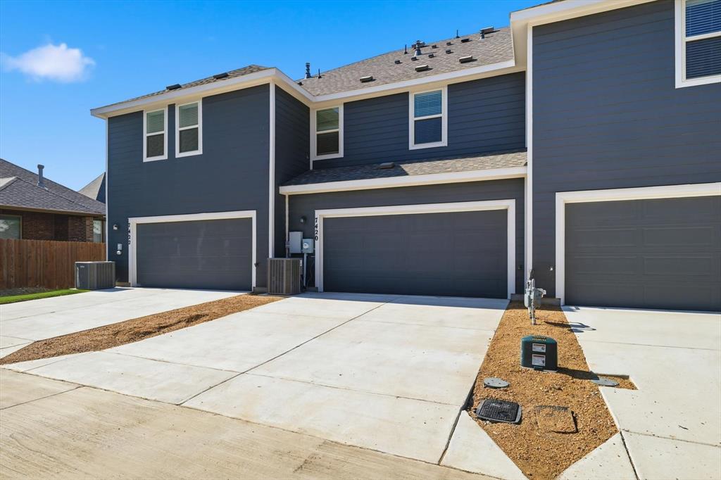 Tavolo Park Twnhms - Residential