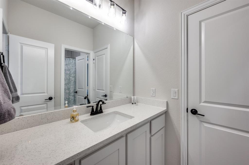 Glenwood Mdws - Residential