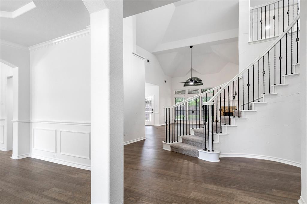 907 Greenfield Court