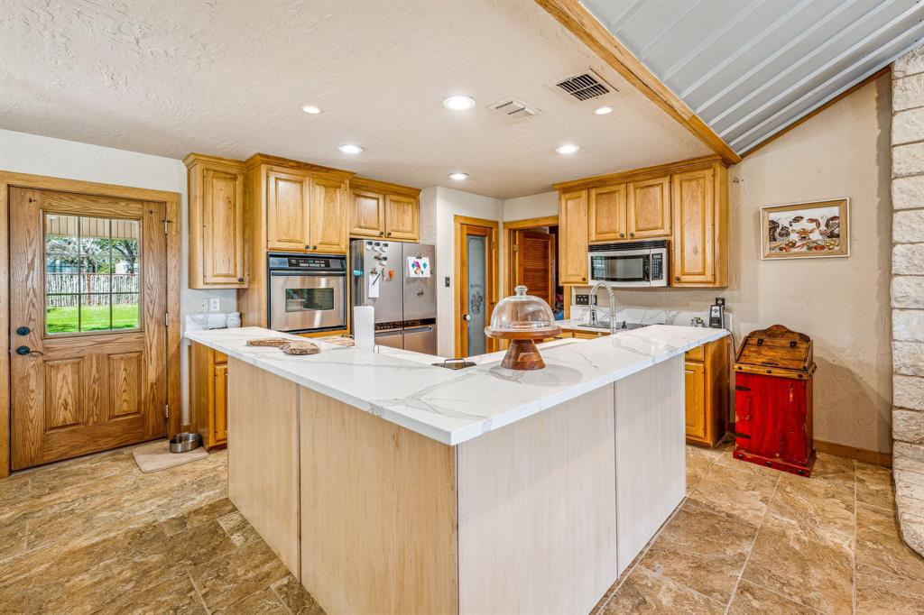 A0520 MENEFEE JARRETT; - Farm