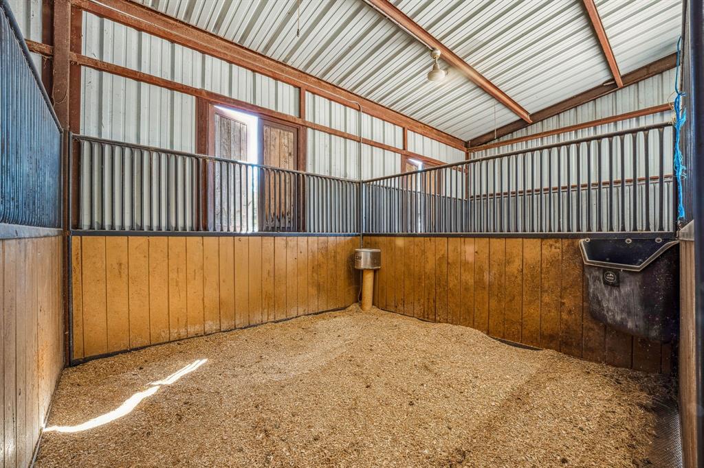 A0520 MENEFEE JARRETT; - Farm