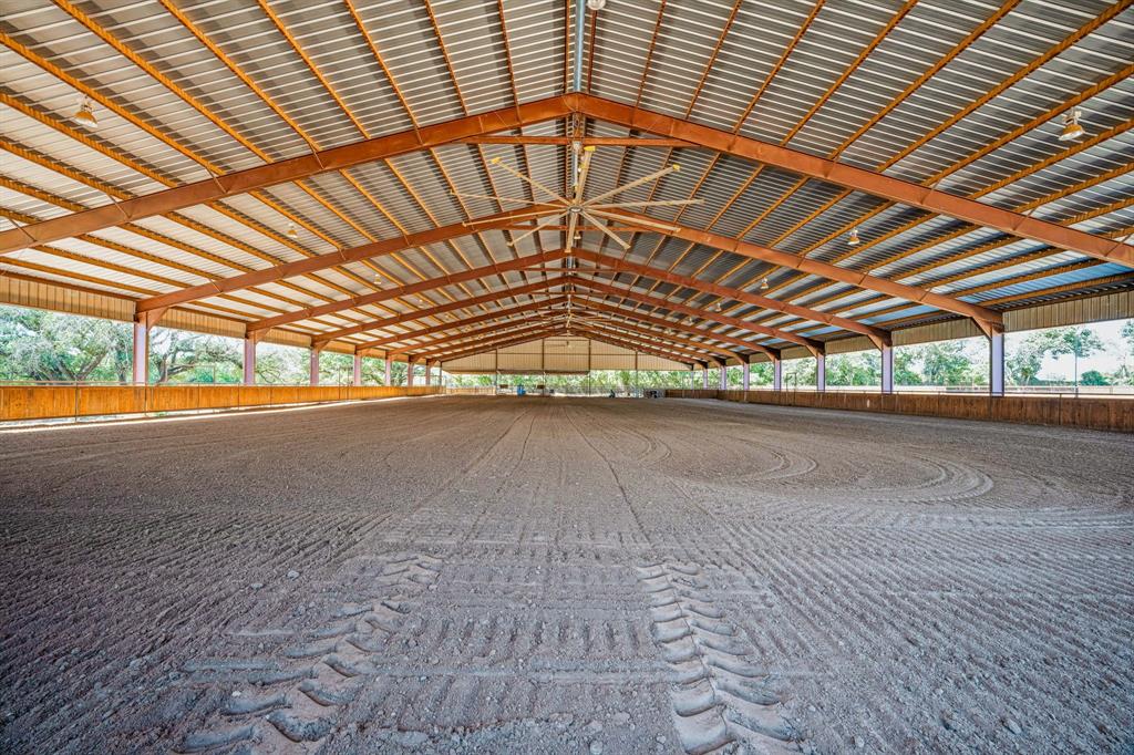 A0520 MENEFEE JARRETT; - Farm