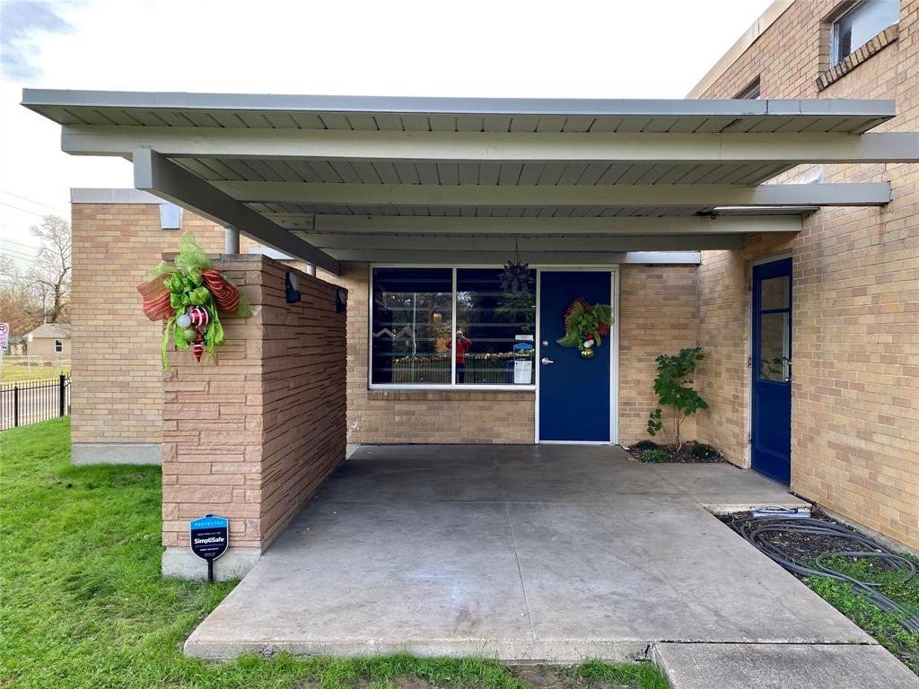 Combs N A Rev - Commercial Sale