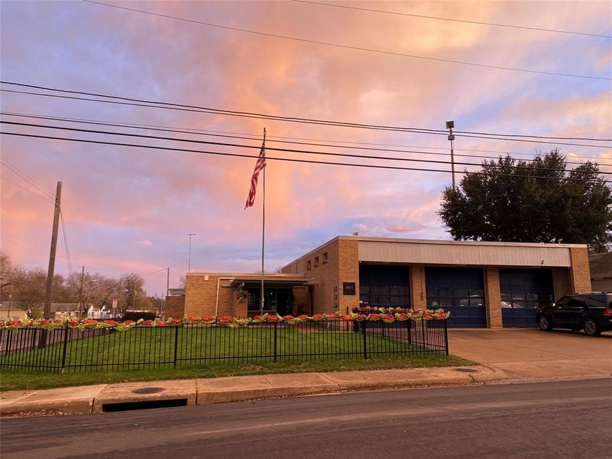 Seize the rare chance to own a remarkable piece of Dallas history with this transformed Fire Station No. 44. This iconic property has been meticulously upgraded, blending its rich heritage with modern sophistication, making it an ideal sanctuary for those seeking a distinctive live work space.  Extensive modernization includes new electrical systems, new above-slab plumbing, high-efficiency HVAC units, a commercial kitchen, and top-tier security systems, ensuring comfort and safety. The generous square footage allows for a flexible floor plan, ready to be tailored to your specific vision and style.  This is more than a property; it's a canvas awaiting your imagination. Whether you dream of a bespoke home, a bustling creative hub, or a blend of both, Fire Station No. 44 is a one-of-a-kind space where history and potential meet. Embrace the opportunity to craft a lifestyle as unique as this extraordinary property.