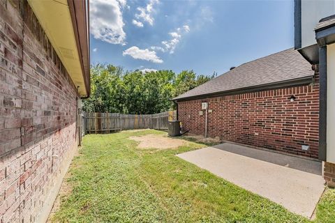 Tiny photo for 969 Remington Trail, Mesquite, TX 75181 (MLS # 21341909)
