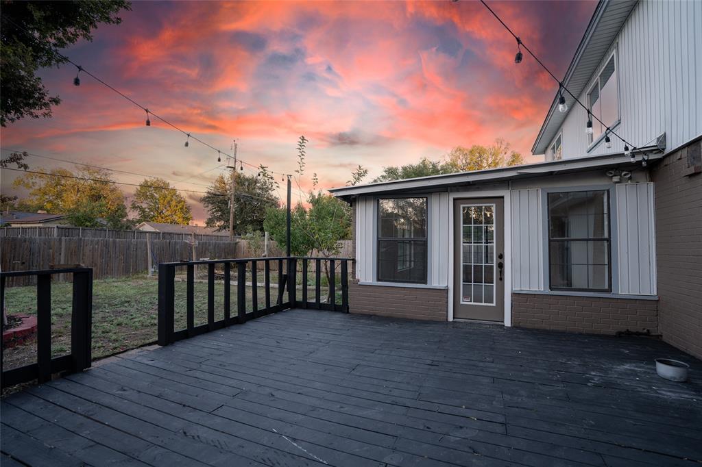 Walnut Terrace 04 - Residential