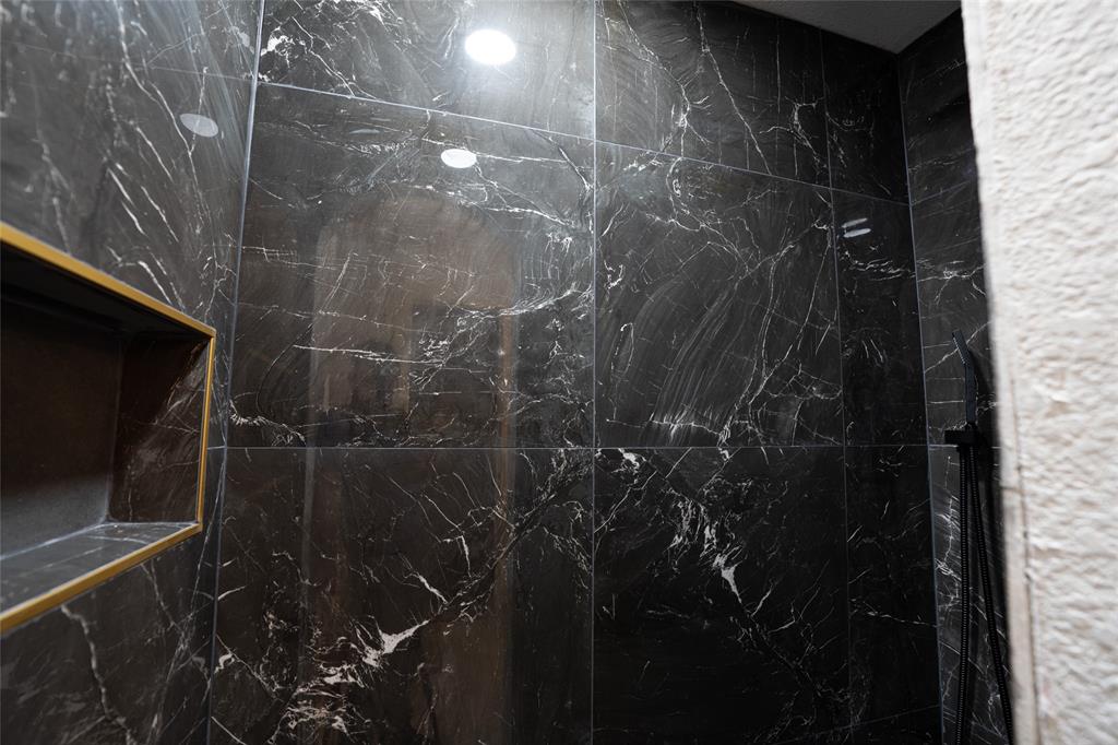 Walnut Terrace 04 - Residential