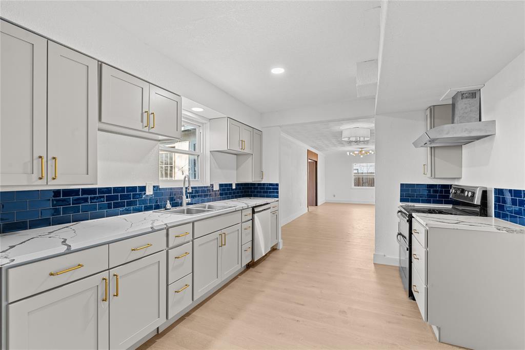 Walnut Terrace 04 - Residential