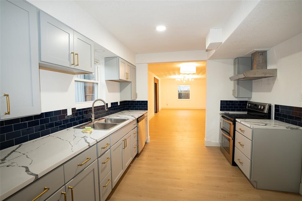 Walnut Terrace 04 - Residential