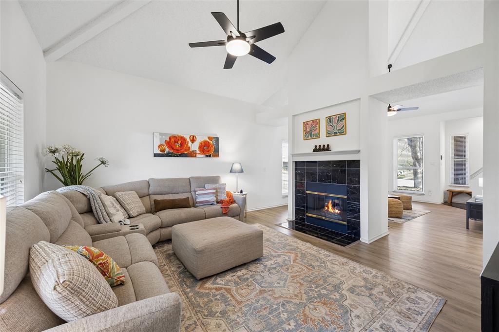 1002 Charter Oak Street