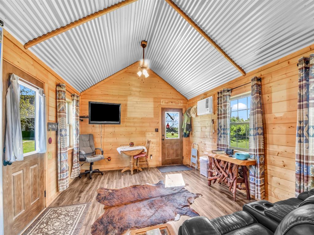 Pinchback - Residential