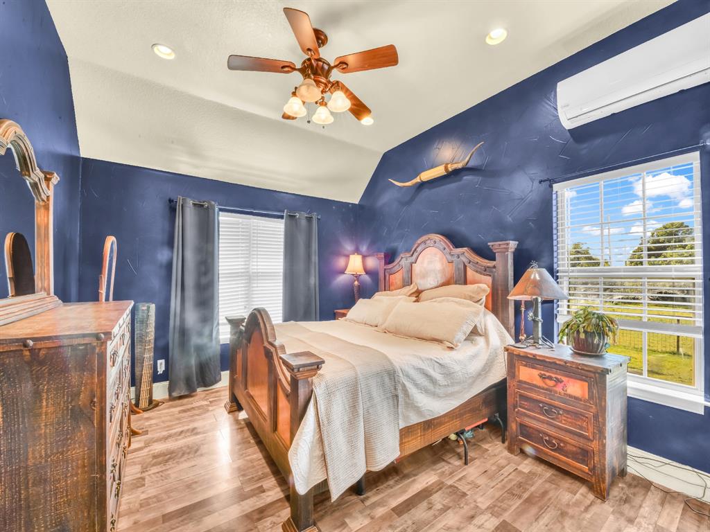 Pinchback - Residential