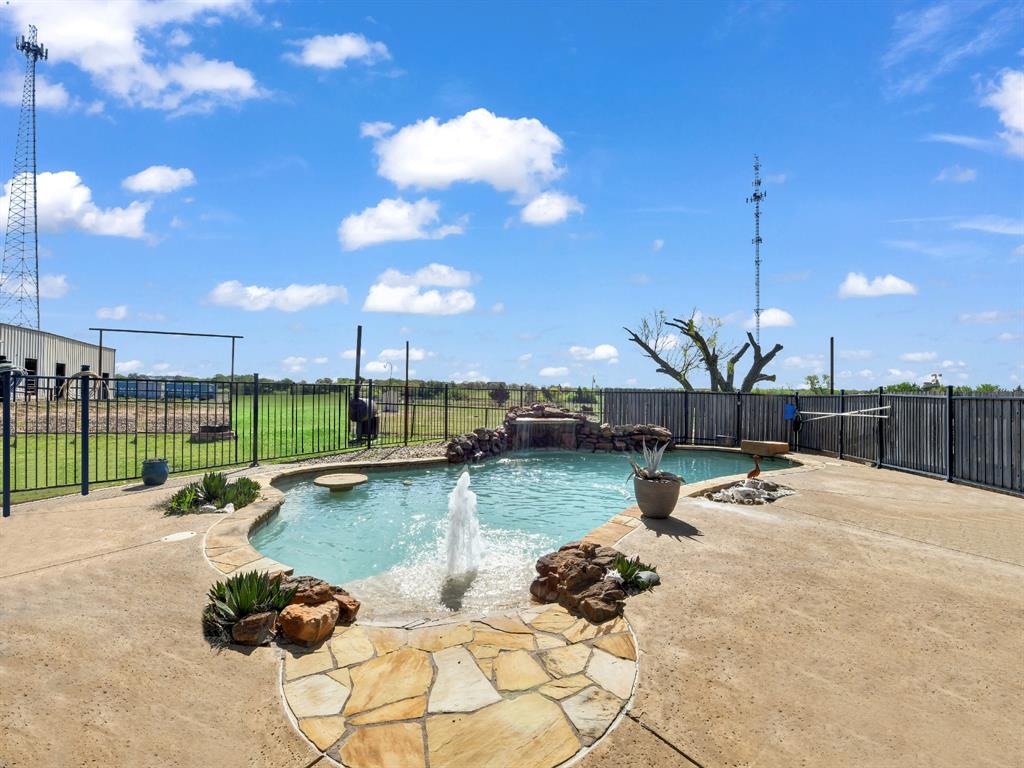 Pinchback - Residential