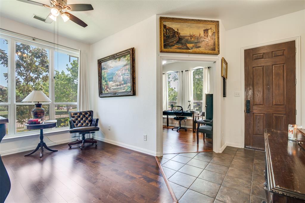 6219 Lakecrest Drive