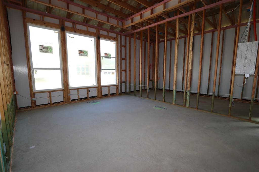 Photo 6 of 11 of 2529 Liverpool Lane house