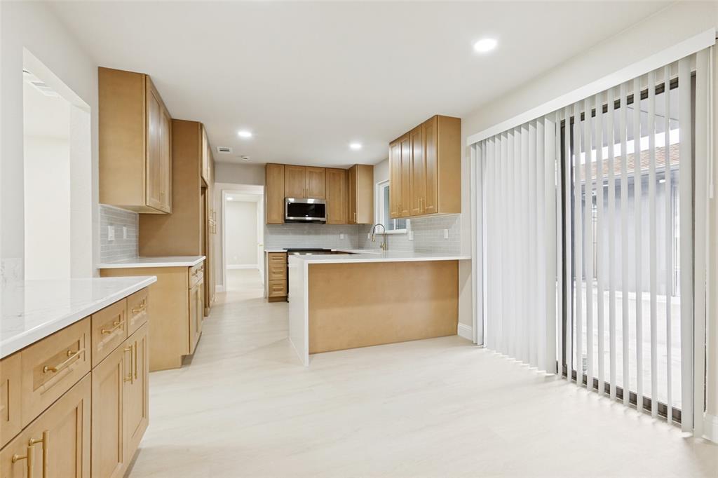 3609 Knob Hill Drive