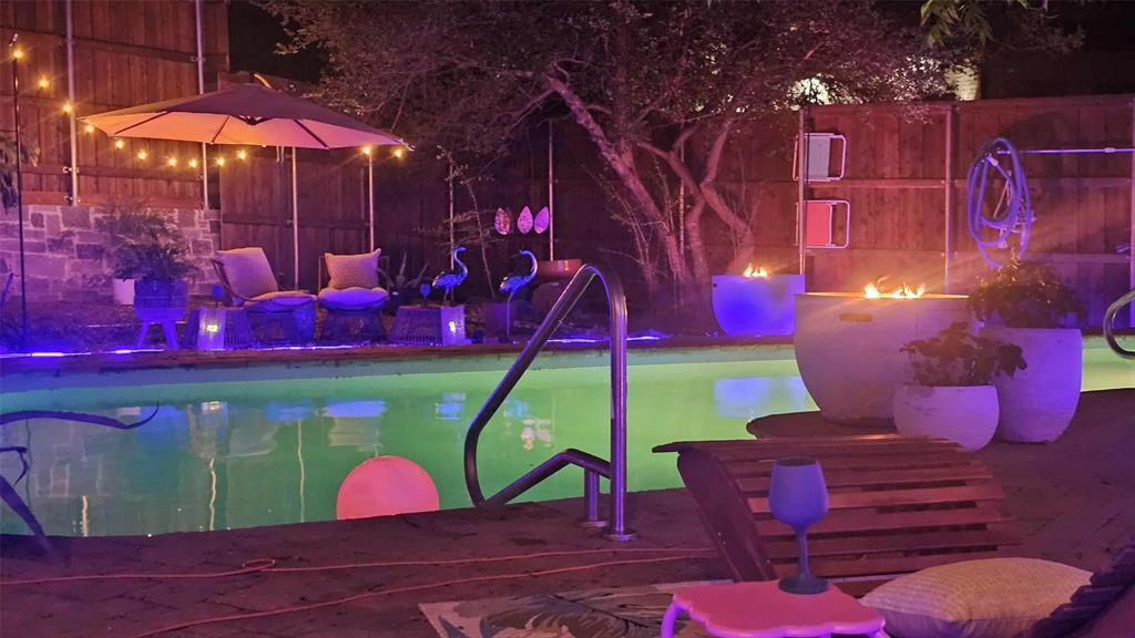 207 Meadowdale Drive