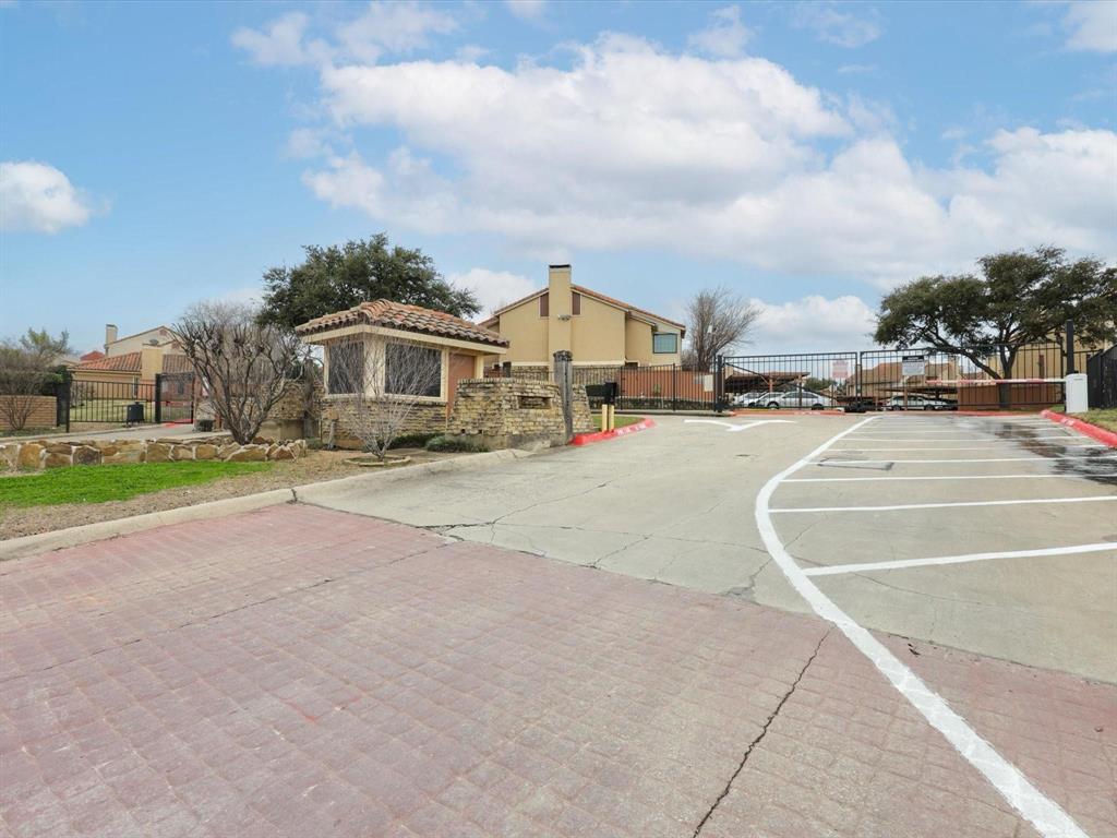 4341 Madera Road
