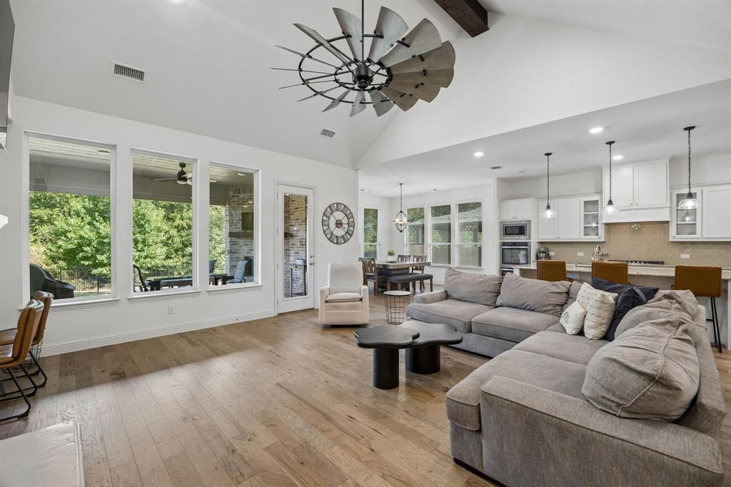 1713 Angus Drive