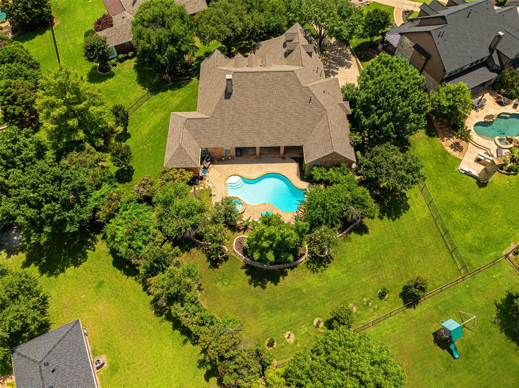 5804 Beechwood Court