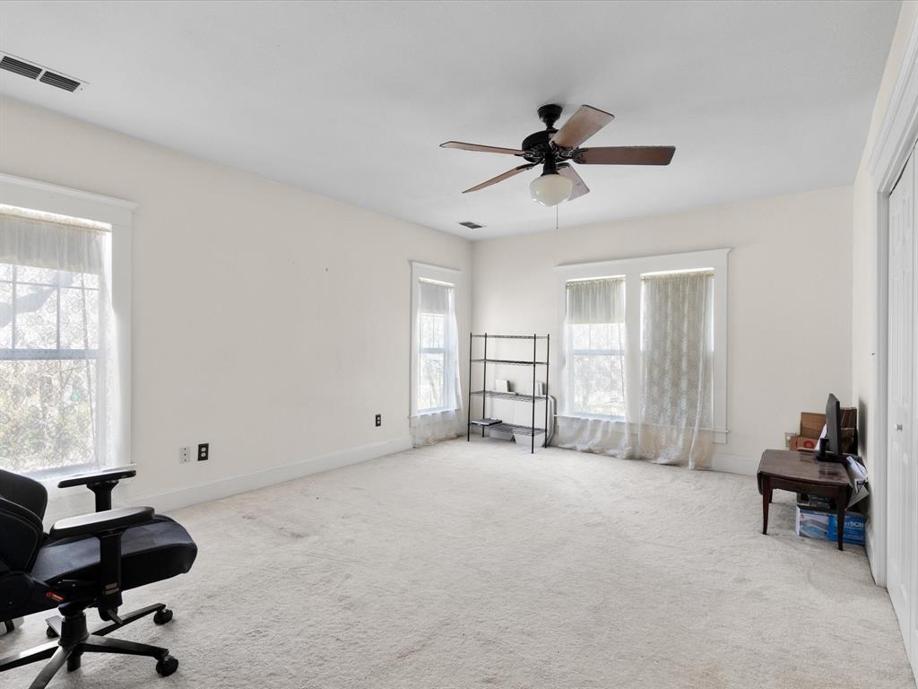 University-Rev - Residential