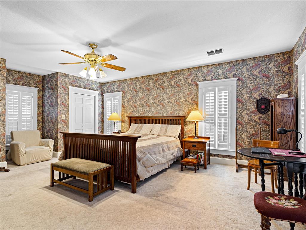 University-Rev - Residential