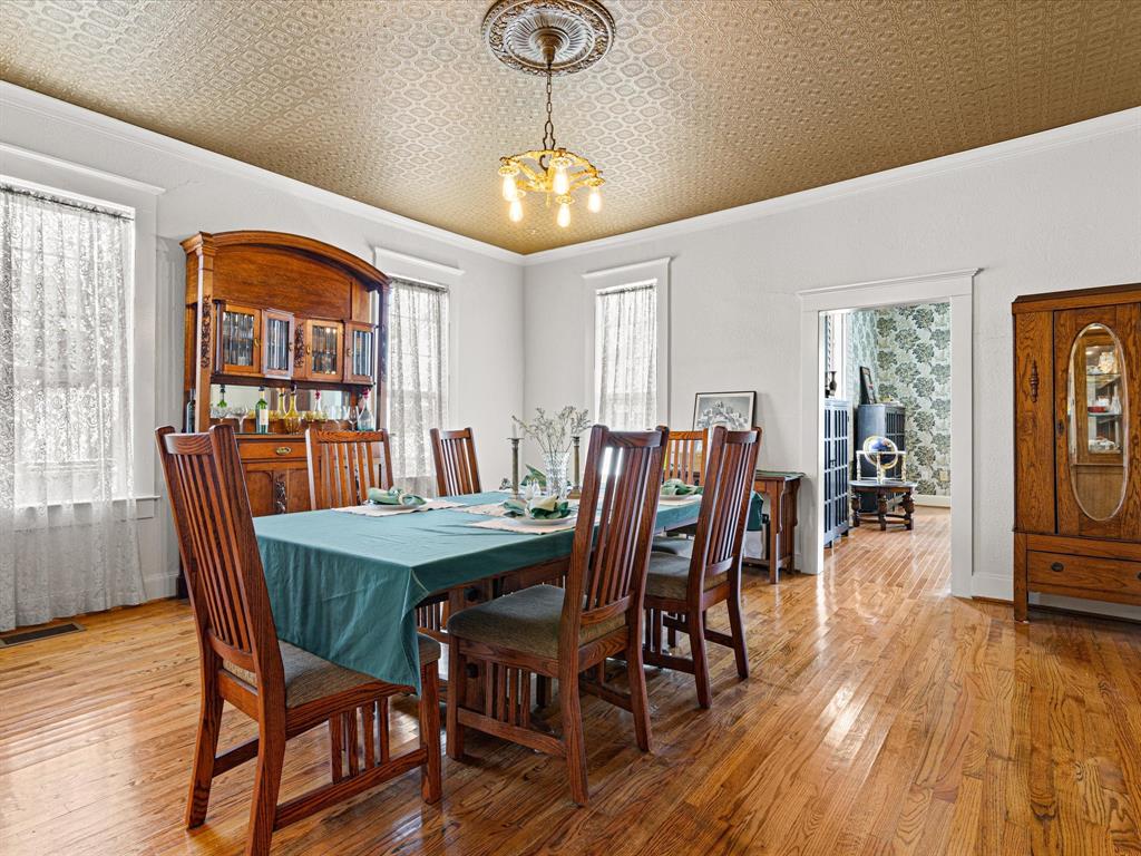 University-Rev - Residential