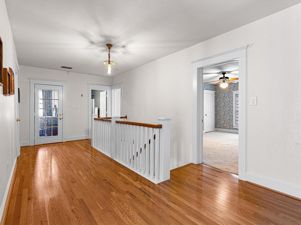 University-Rev - Residential