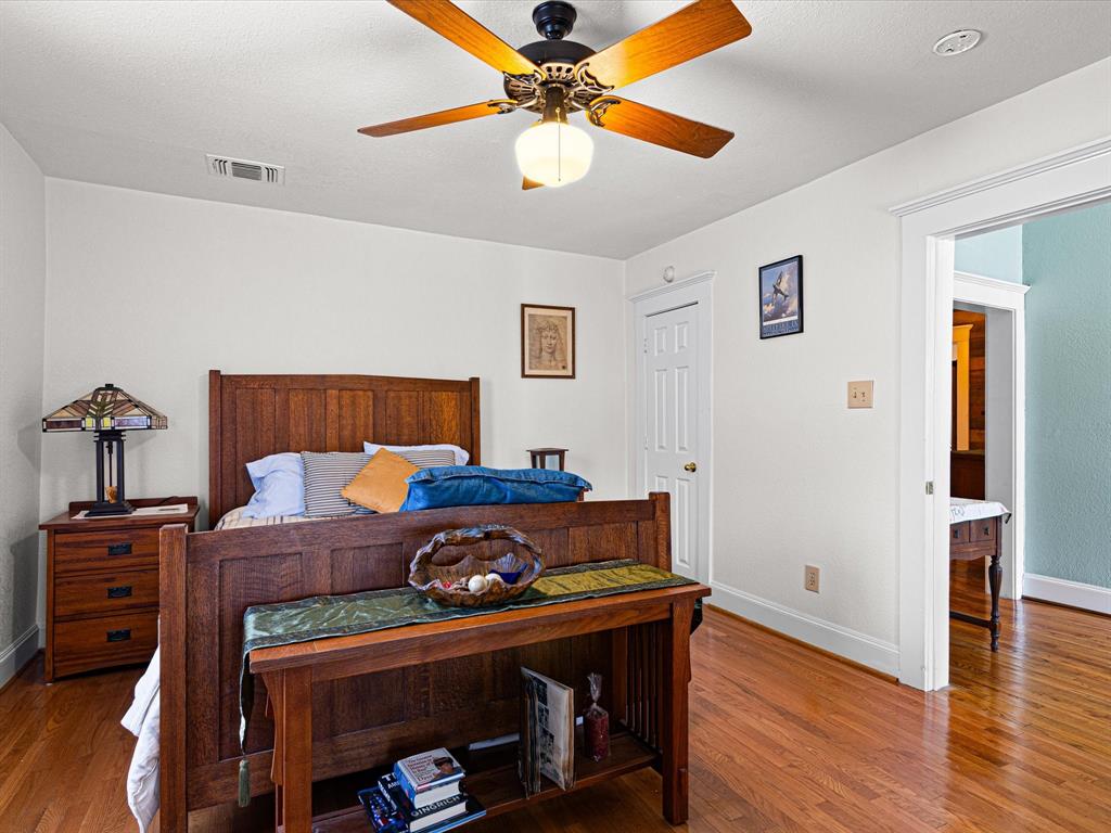 University-Rev - Residential