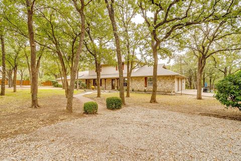 422 Woodcreek Court Granbury TX 76049
