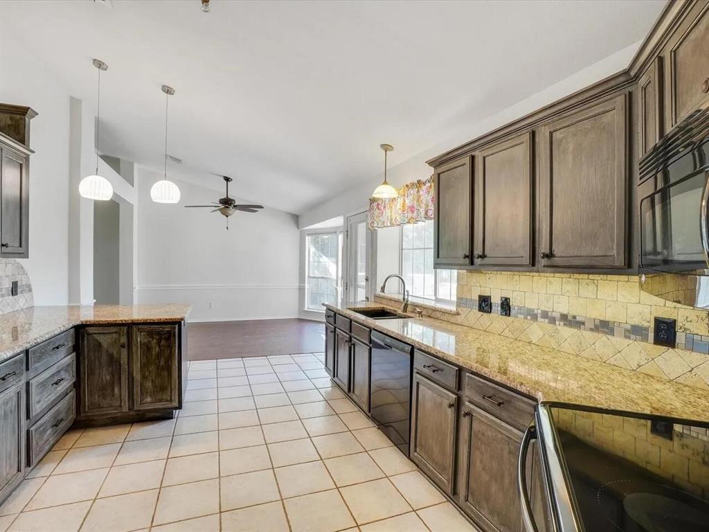 Glade Crossing 1a & 1b - Residential Lease