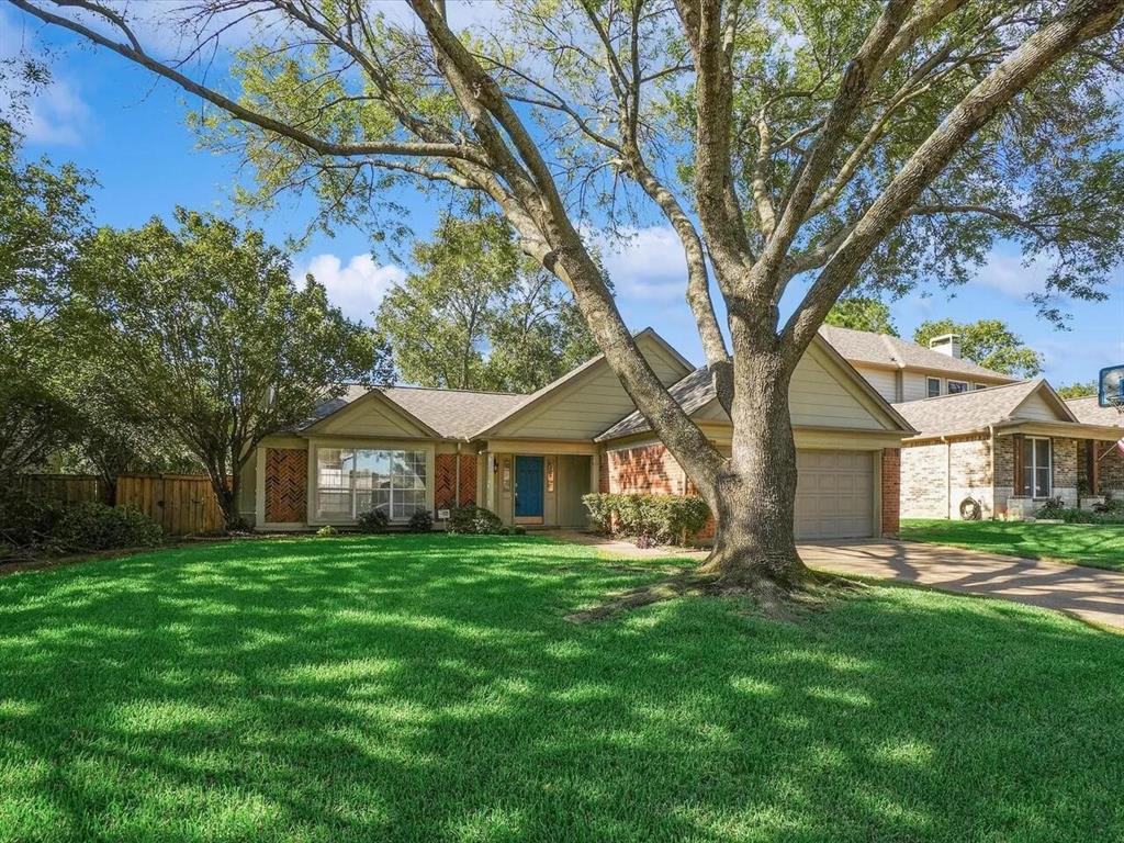 Glade Crossing 1a & 1b - Residential Lease