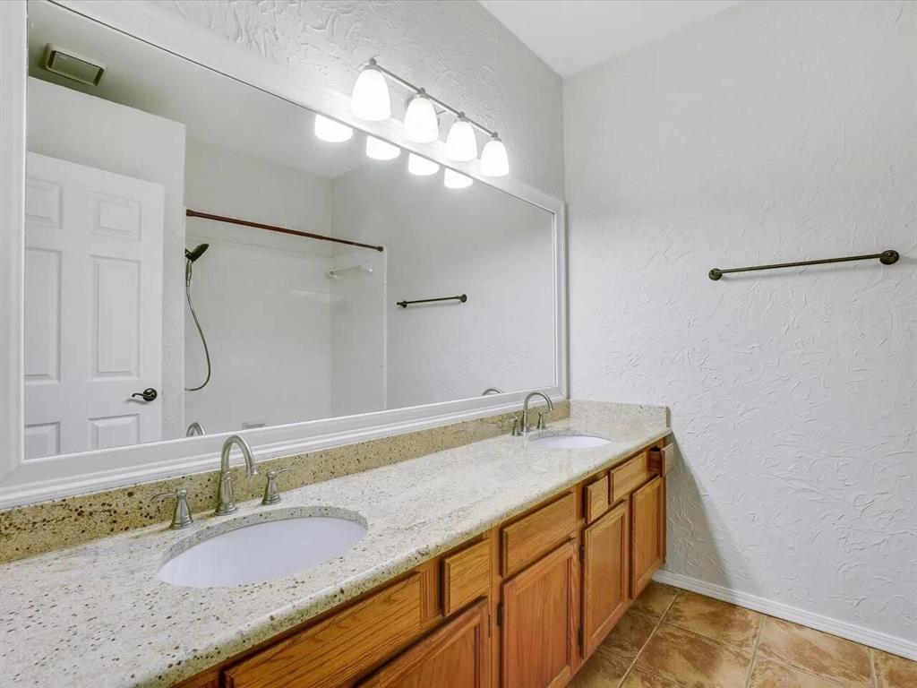 Glade Crossing 1a & 1b - Residential Lease