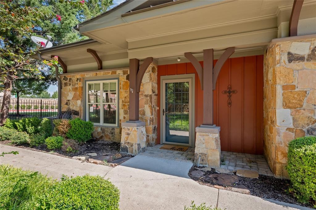 8820 Dewland Drive 3204