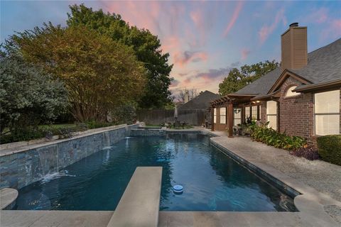 7333 Hidden Oaks Drive North Richland Hills TX 76182